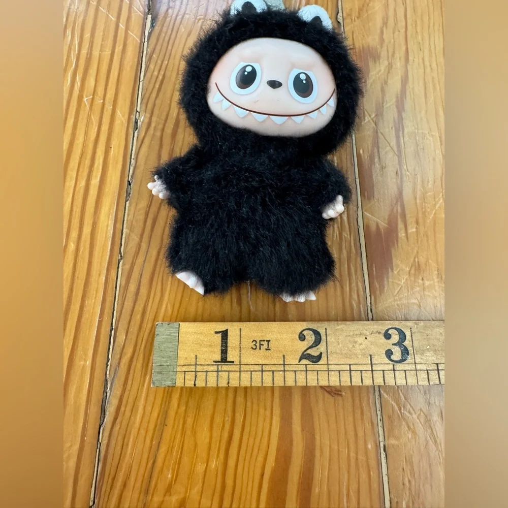 Labubu Doll - Picture 7 of 8